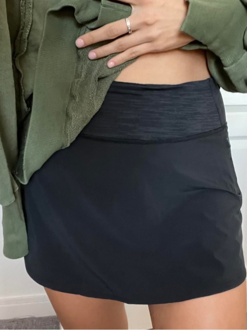 Outdoor Voices Hudson Skort 4” Black sz M